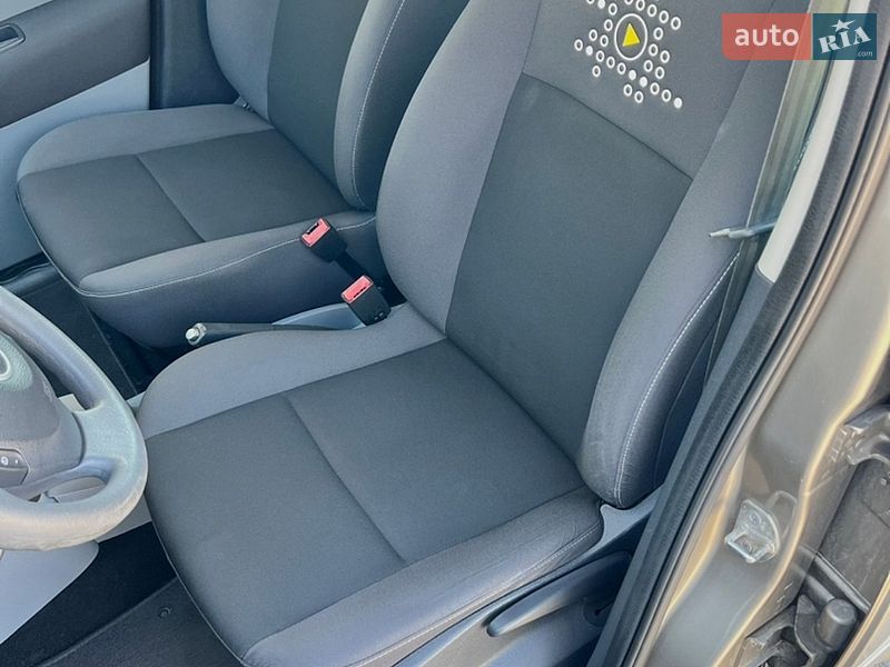 Хэтчбек Renault Modus 2012 в Житомире