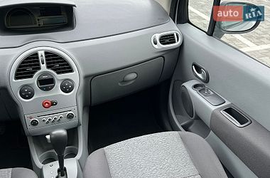 Хэтчбек Renault Modus 2009 в Луцке