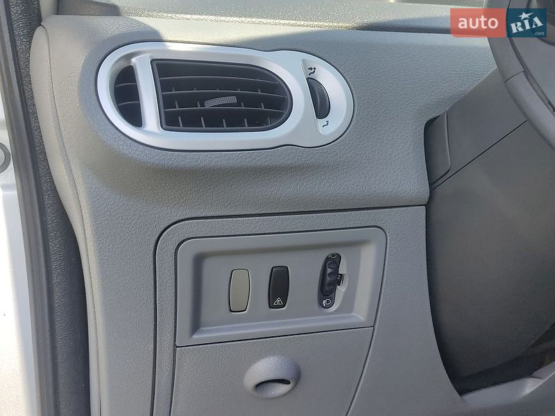Хэтчбек Renault Modus 2010 в Львове