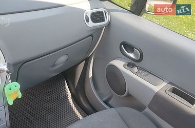 Хэтчбек Renault Modus 2010 в Львове