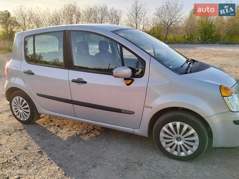 Хэтчбек Renault Modus 2005 в Ровно