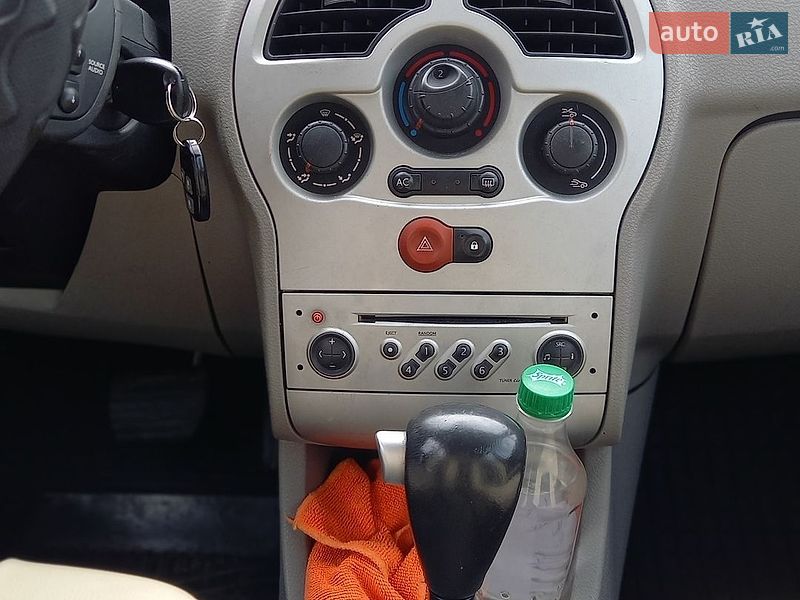 Хэтчбек Renault Modus 2006 в Черкассах