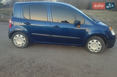 Хэтчбек Renault Modus 2005 в Лубнах