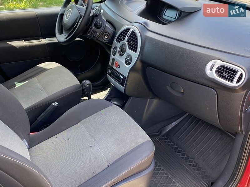 Хэтчбек Renault Modus 2008 в Луцке