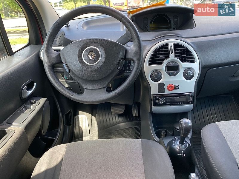 Хэтчбек Renault Modus 2008 в Луцке