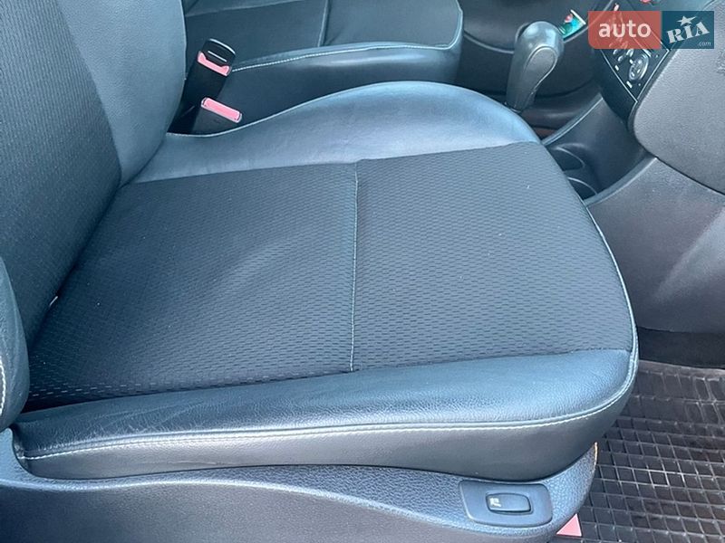 Хэтчбек Renault Modus 2011 в Черновцах