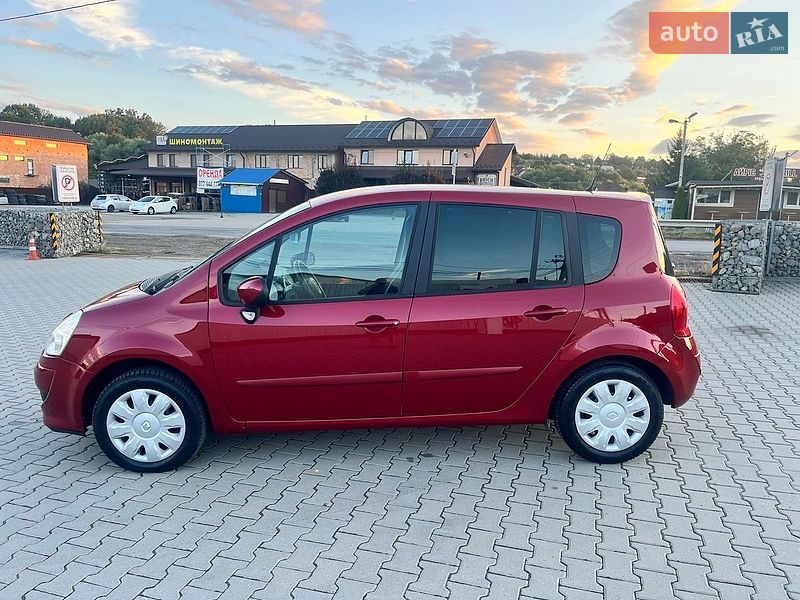 Хэтчбек Renault Modus 2011 в Черновцах