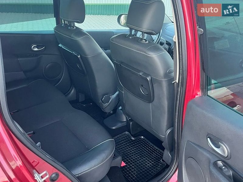 Хэтчбек Renault Modus 2011 в Черновцах