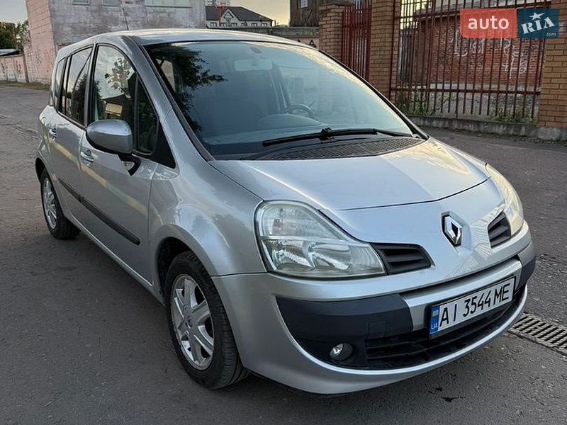Хэтчбек Renault Modus 2008 в Киеве