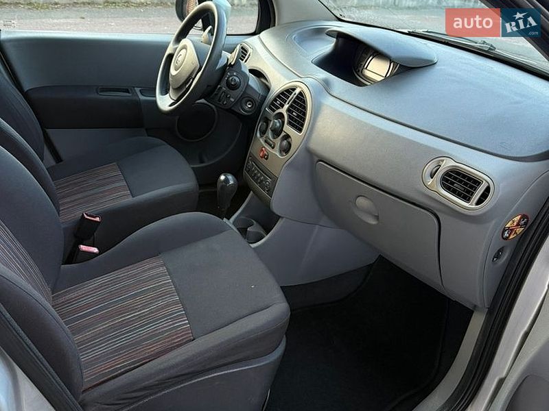 Хэтчбек Renault Modus 2008 в Киеве