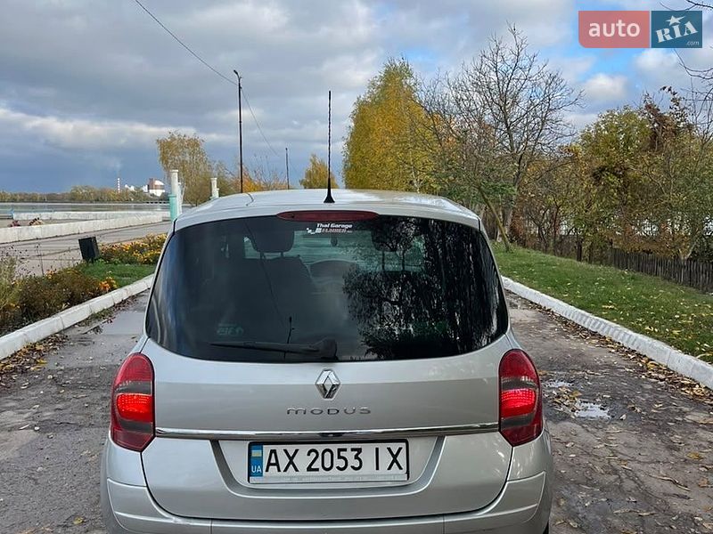 Хэтчбек Renault Modus 2011 в Староконстантинове