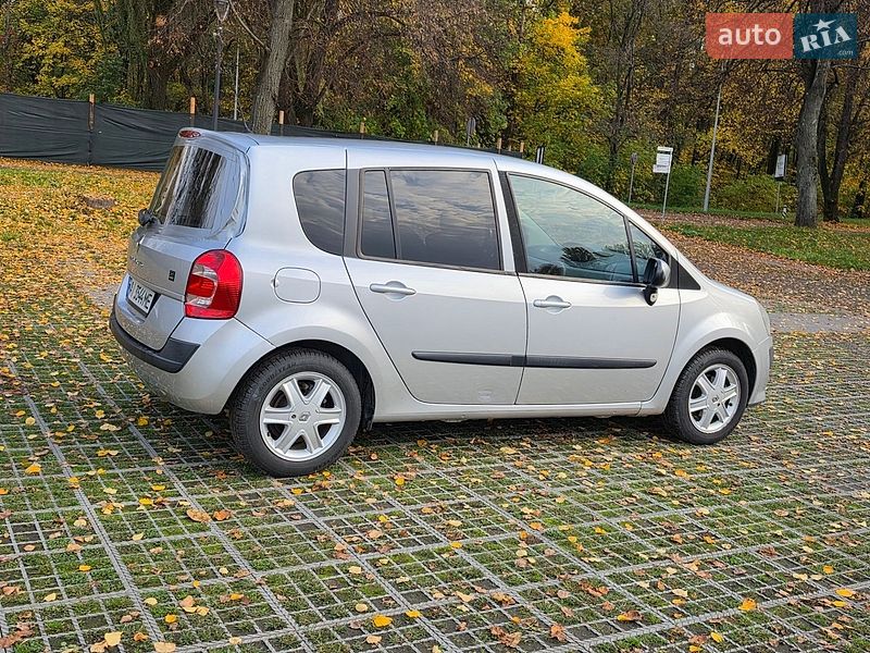 Хэтчбек Renault Modus 2008 в Киеве