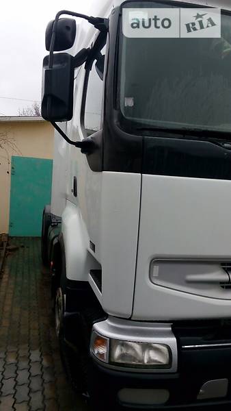 Renault Premium 2005 року
