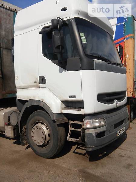 Тягач Renault Premium 2001 в Чернігові