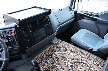 Тягач Renault Premium 1999 в Днепре