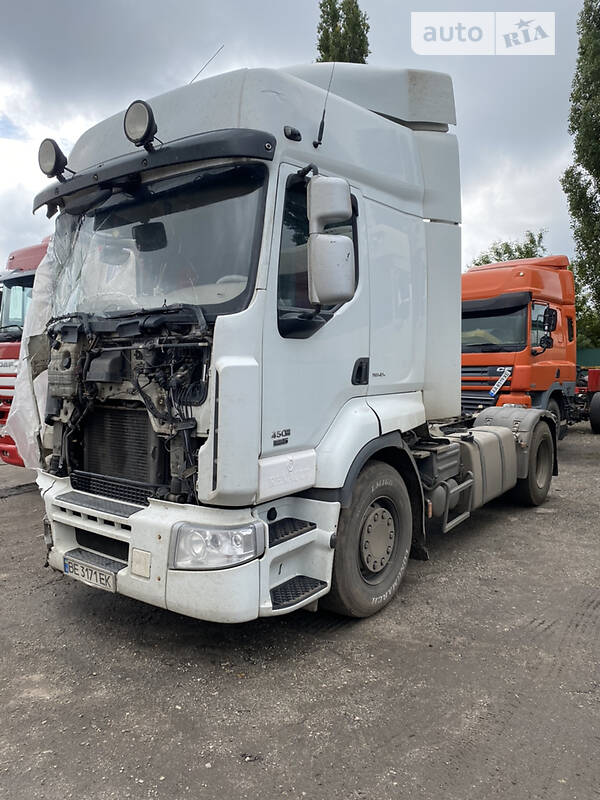 Тягач Renault Premium 2009 в Новому Бузі