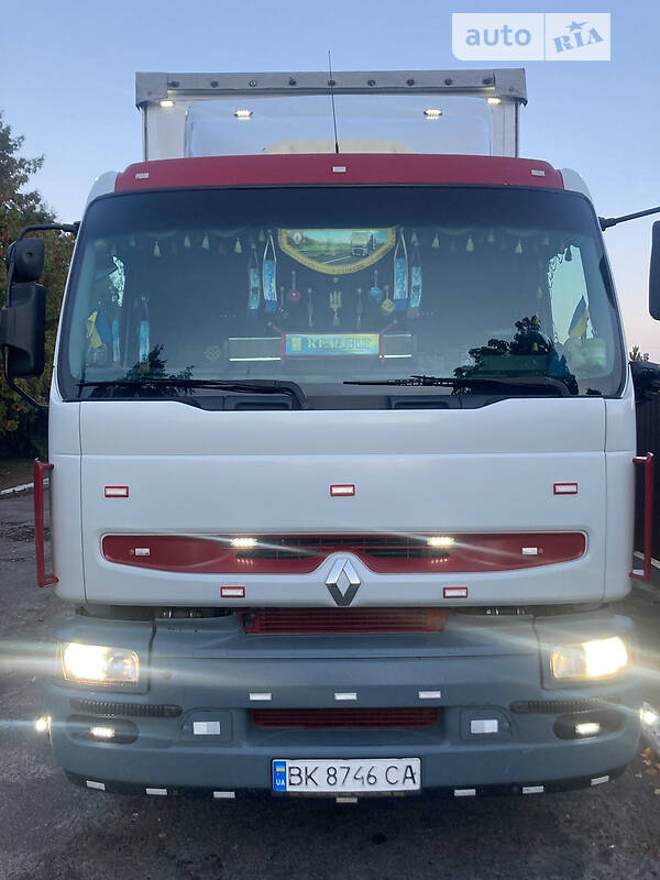 Renault Premium