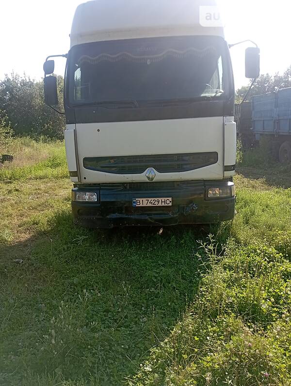 Renault Premium