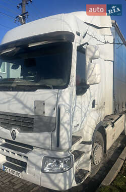 Тягач Renault Premium 2011 в Городку