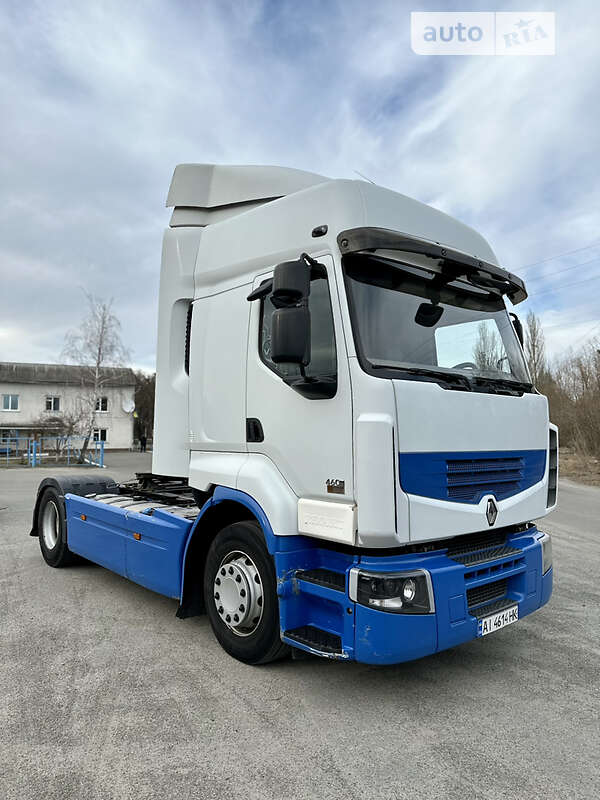 Тягач Renault Premium 2010 в Иванкове