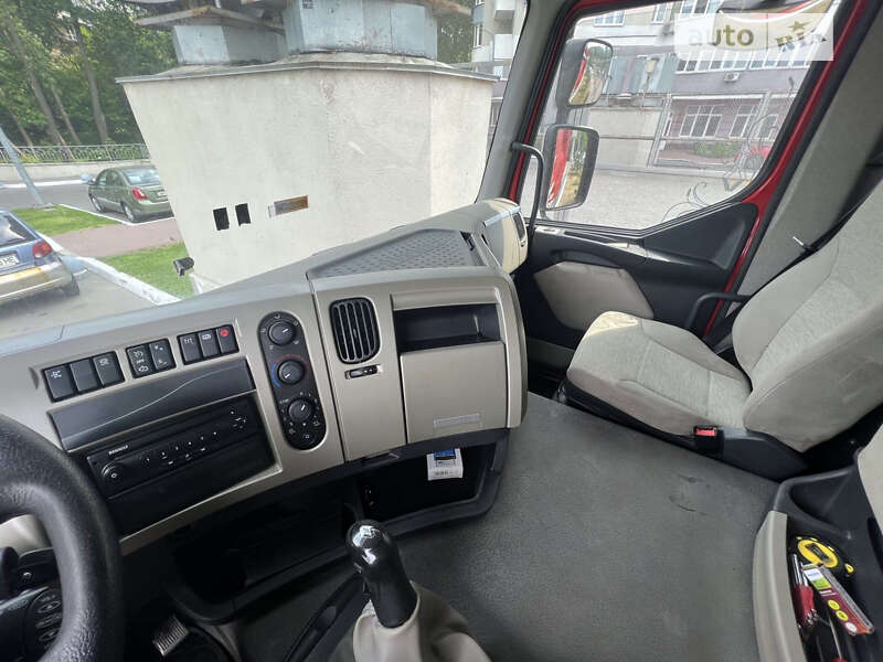 Тягач Renault Premium 2010 в Киеве фото 13 Тягач Renault Premium 2010 в Киеве