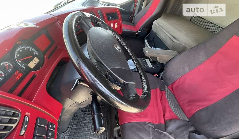 Тягач Renault Premium 2011 в Жовкве