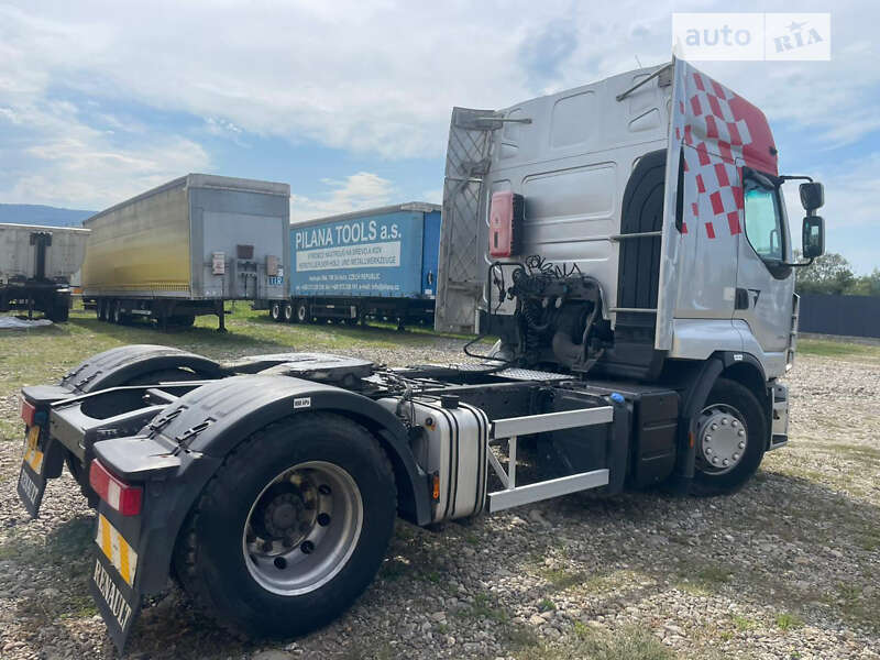 Тягач Renault Premium 2012 в Тячеві