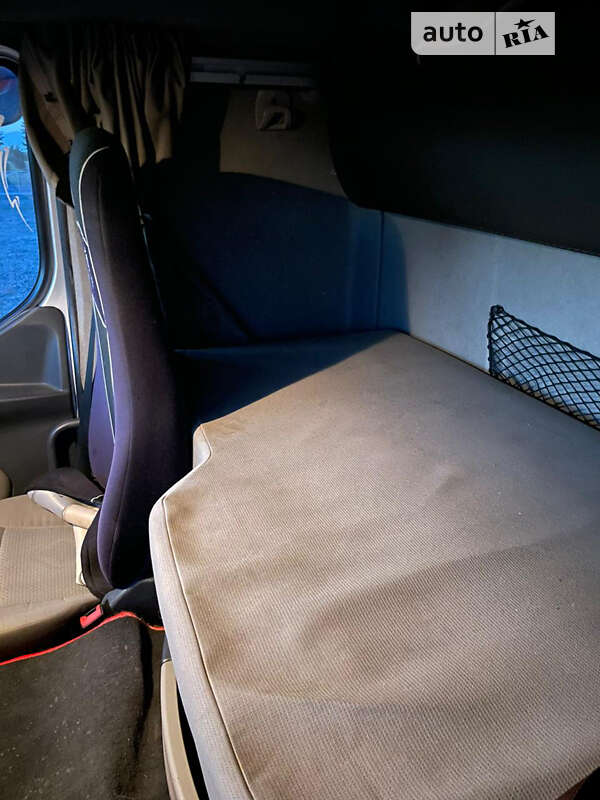 Тягач Renault Premium 2012 в Тячеві