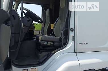 Тягач Renault Premium 2011 в 