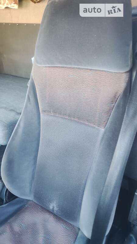 Тентований Renault Premium 2004 в Рівному