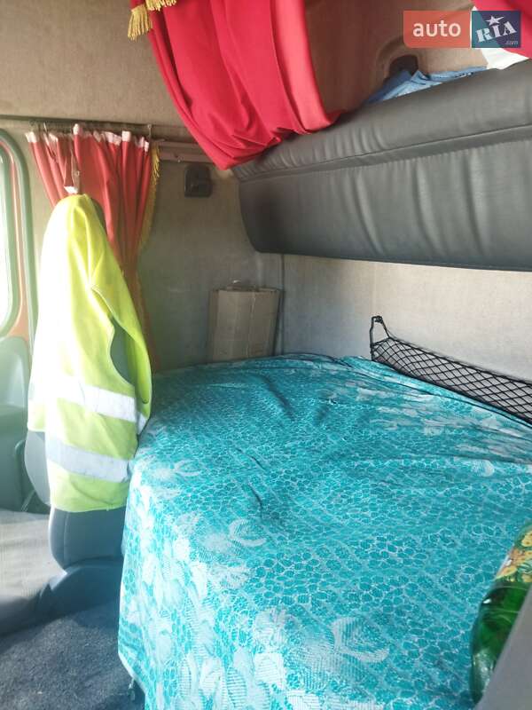 Контейнеровоз Renault Premium 2005 в Маньковке