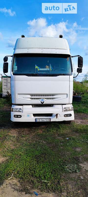 Контейнеровоз Renault Premium 2000 в Прилуках