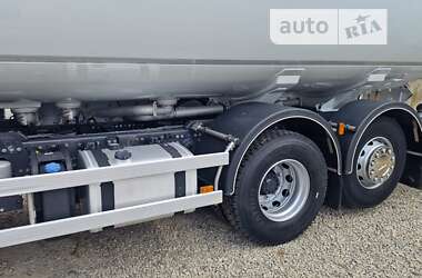 Цистерна Renault Premium 2013 в 