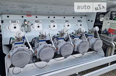 Цистерна Renault Premium 2013 в 