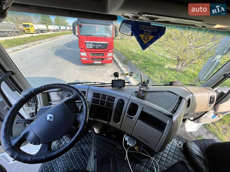 Тягач Renault Premium 2007 в Одессе