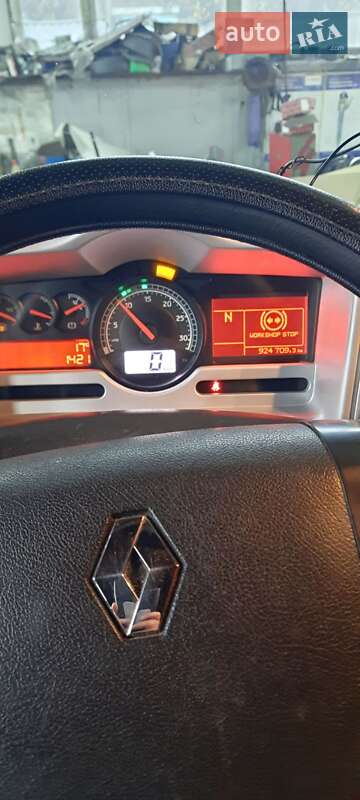 Тягач Renault Premium 2011 в Львове