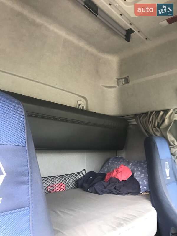 Тягач Renault Premium 2011 в Луцке
