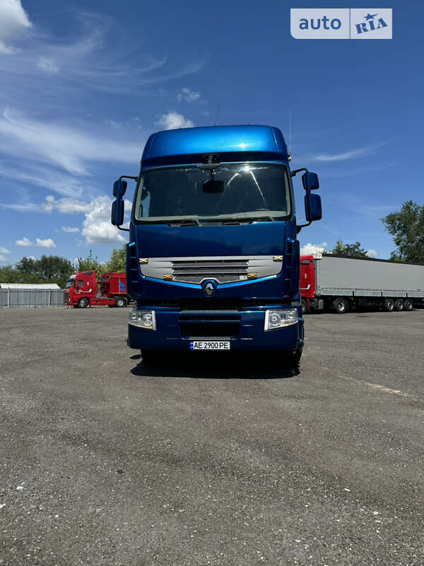 Renault Premium 2013