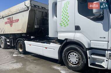 Тягач Renault Premium 2012 в 