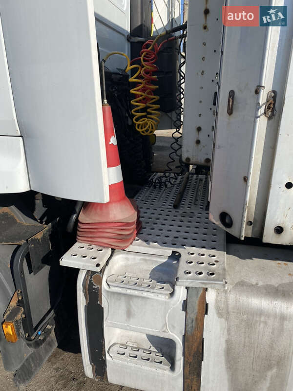 Тягач Renault Premium 2008 в Киеве фото 9 Тягач Renault Premium 2008 в Киеве