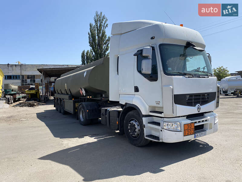 Тягач Renault Premium 2008 в 