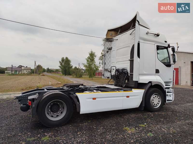 Тягач Renault Premium 2012 в Луцке