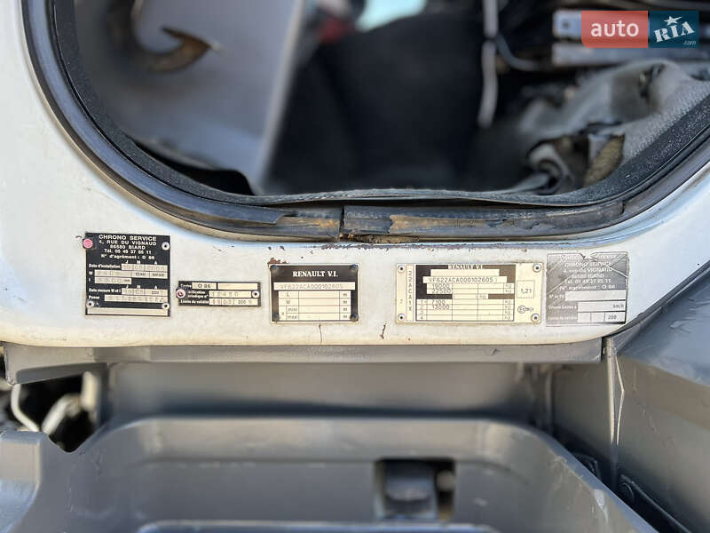 Рефрижератор Renault Premium 2001 в Львове