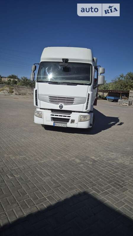 Тягач Renault Premium 2012 в Днепре