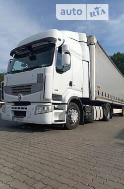 Тягач Renault Premium 2012 в Львове