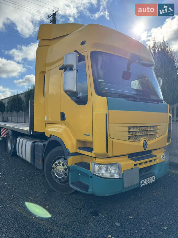 Renault Premium 2012