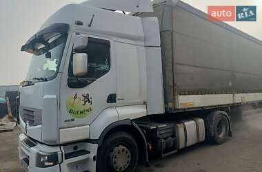 Тягач Renault Premium 2011 в Луцке