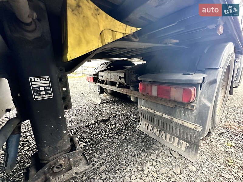 Тягач Renault Premium 2011 в Ратному