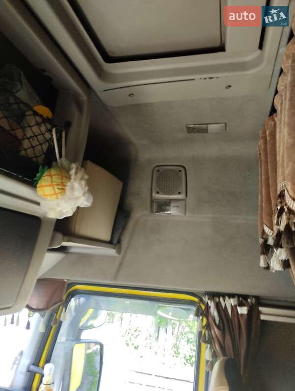 Тягач Renault Premium 2007 в Новой Басане