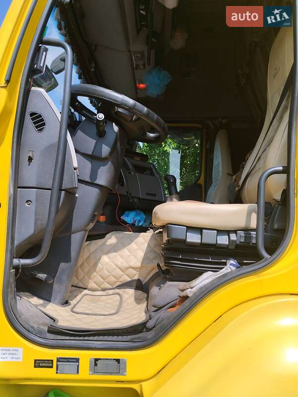 Тягач Renault Premium 2007 в Новой Басане